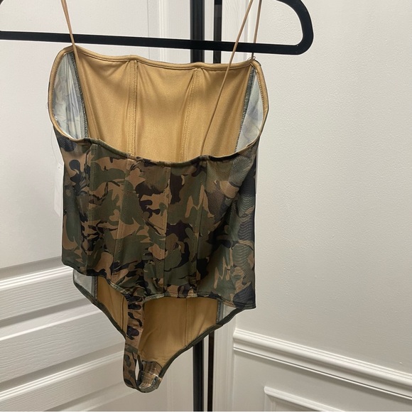 Good American Camo Bodysuit - Picture 7 of 8